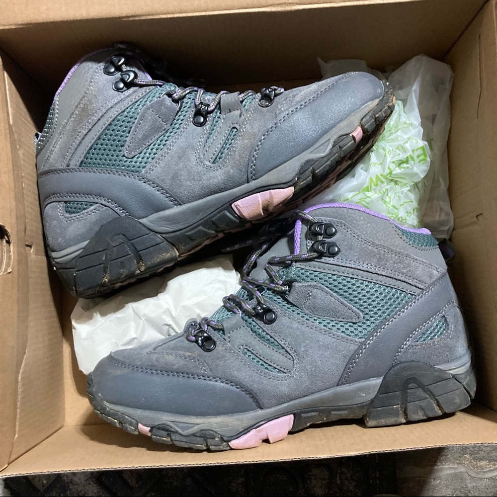 Bearpaw Corsica Women's Waterproof Hiking Boots sz 9